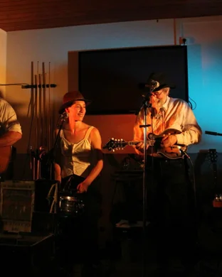 Live concert by Garry Princeton and The Flyover Country Band