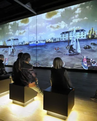 Oddities and Curiosities Expo