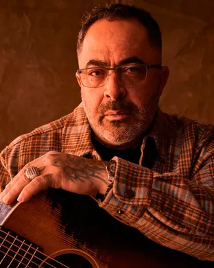 Aaron Lewis and The Stateliners Gary