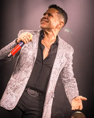 Jorge Medina & Josi Cuen