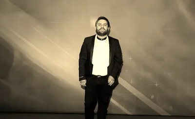 Luis R Conriquez
