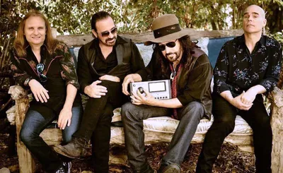 Mike Campbell and The Dirty Knobs