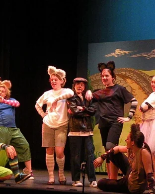 Kitty And The Beanstalk